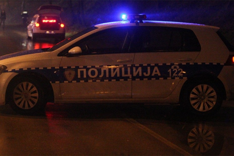 SAOBRAĆAJKA KOD DOBOJA Nekoliko osoba povrijeđeno u sudaru