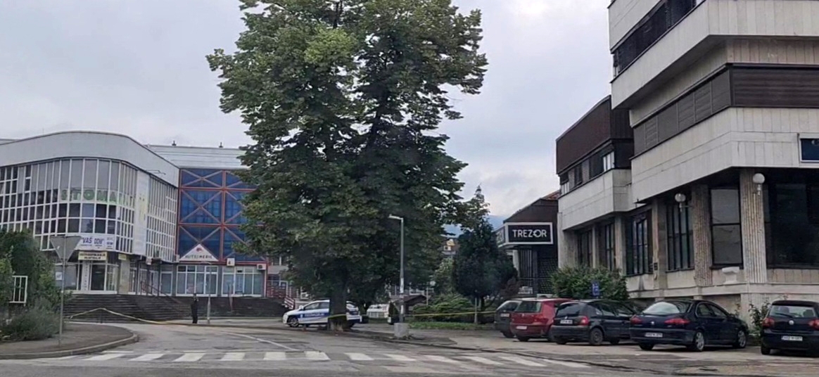 DOBOJ: Potukli se ispred noćnog kluba, jedno lice prevezeno u UKC Republike Srpske