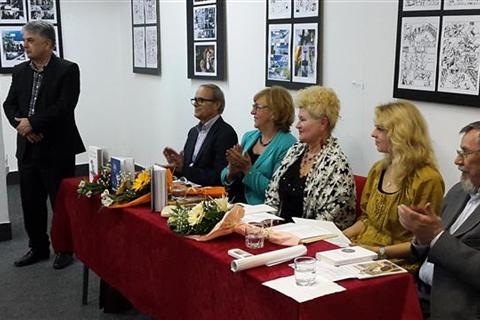 DOBOJ: Pjesnička riječ je most koji spaja nespojivo