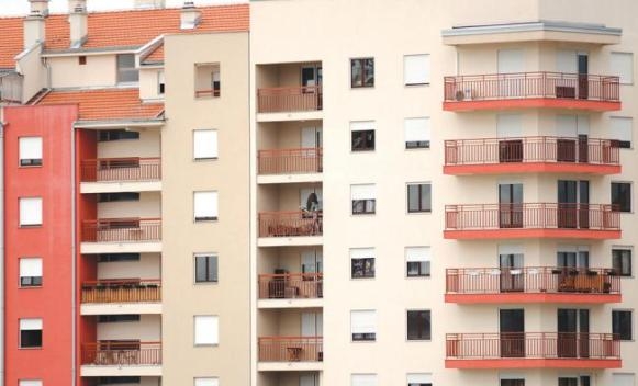 Kasne subvencije za kredite mladih bračnih parova (VIDEO)