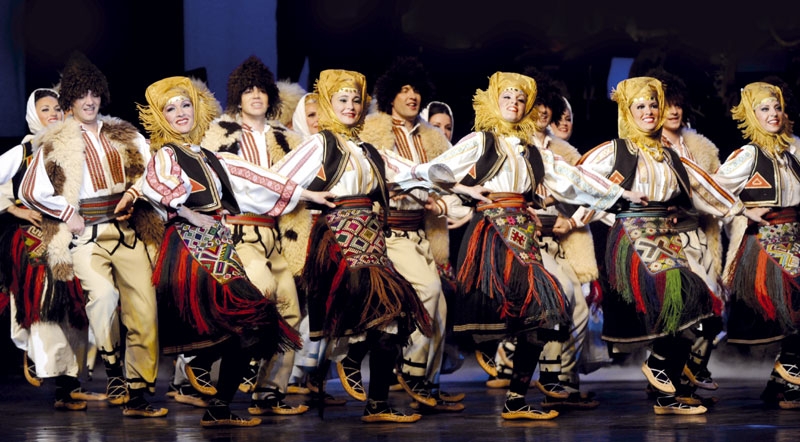 DOBOJSKI INFO NAJAVLJUJE: Cjelovečernji koncert Ansambla narodnih igara i pjesama Srbije ”Kolo” (VIDEO)