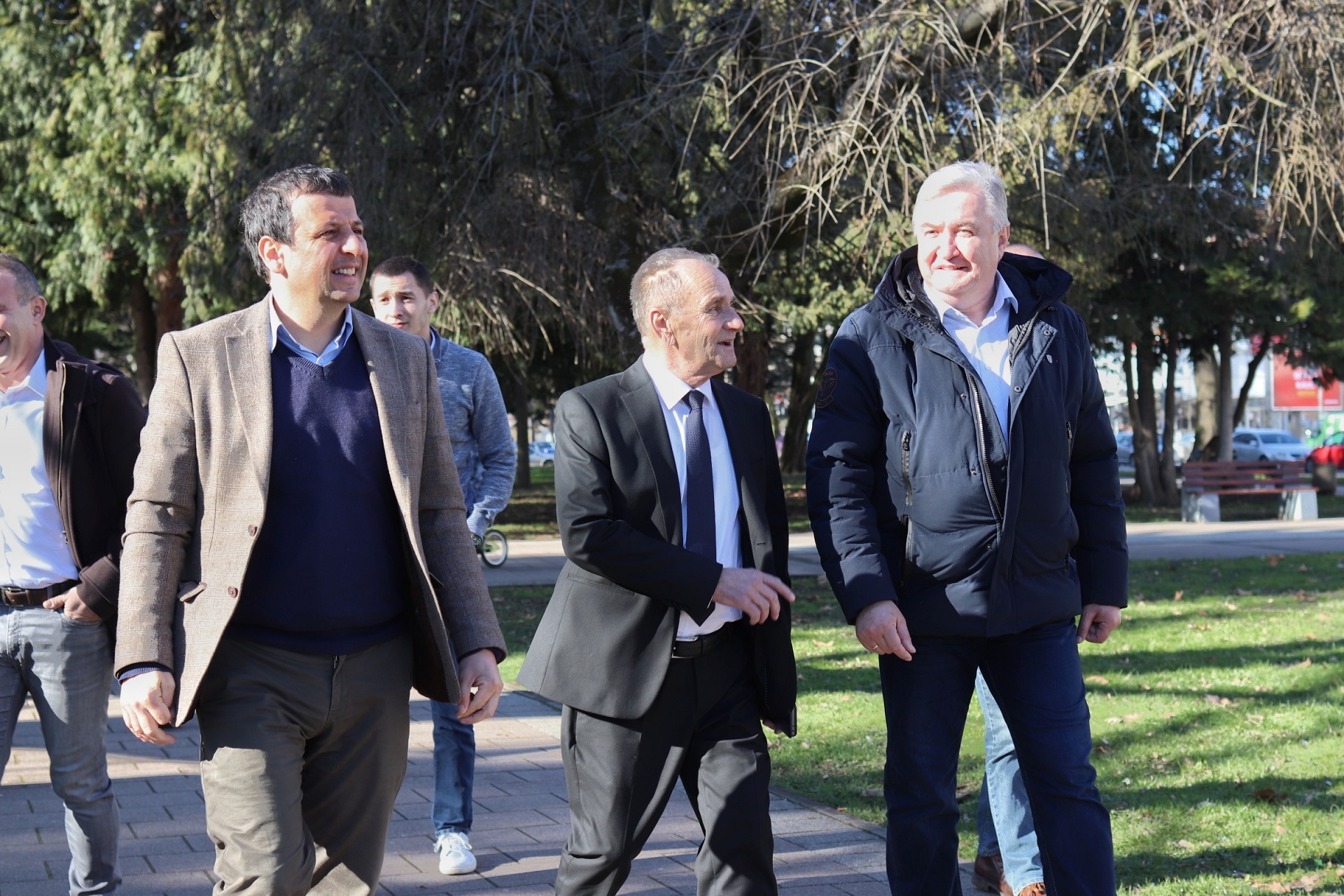 Vukanović i Кrunić u posjeti Doboju