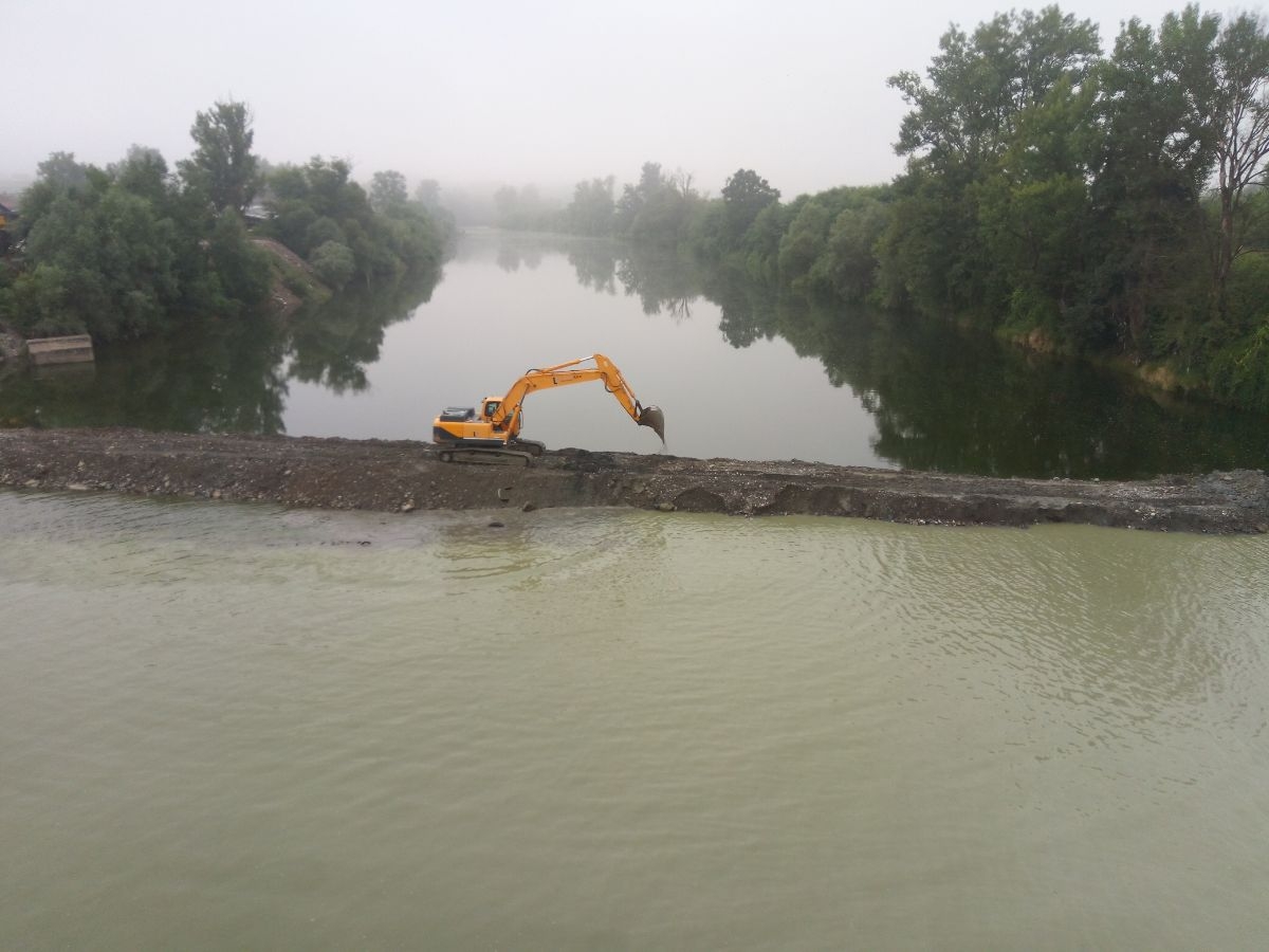 DOBOJSKI PATENT PROTIV SUŠE: Pregradi Bosnu i eto vode. (FOTO) (VIDEO)