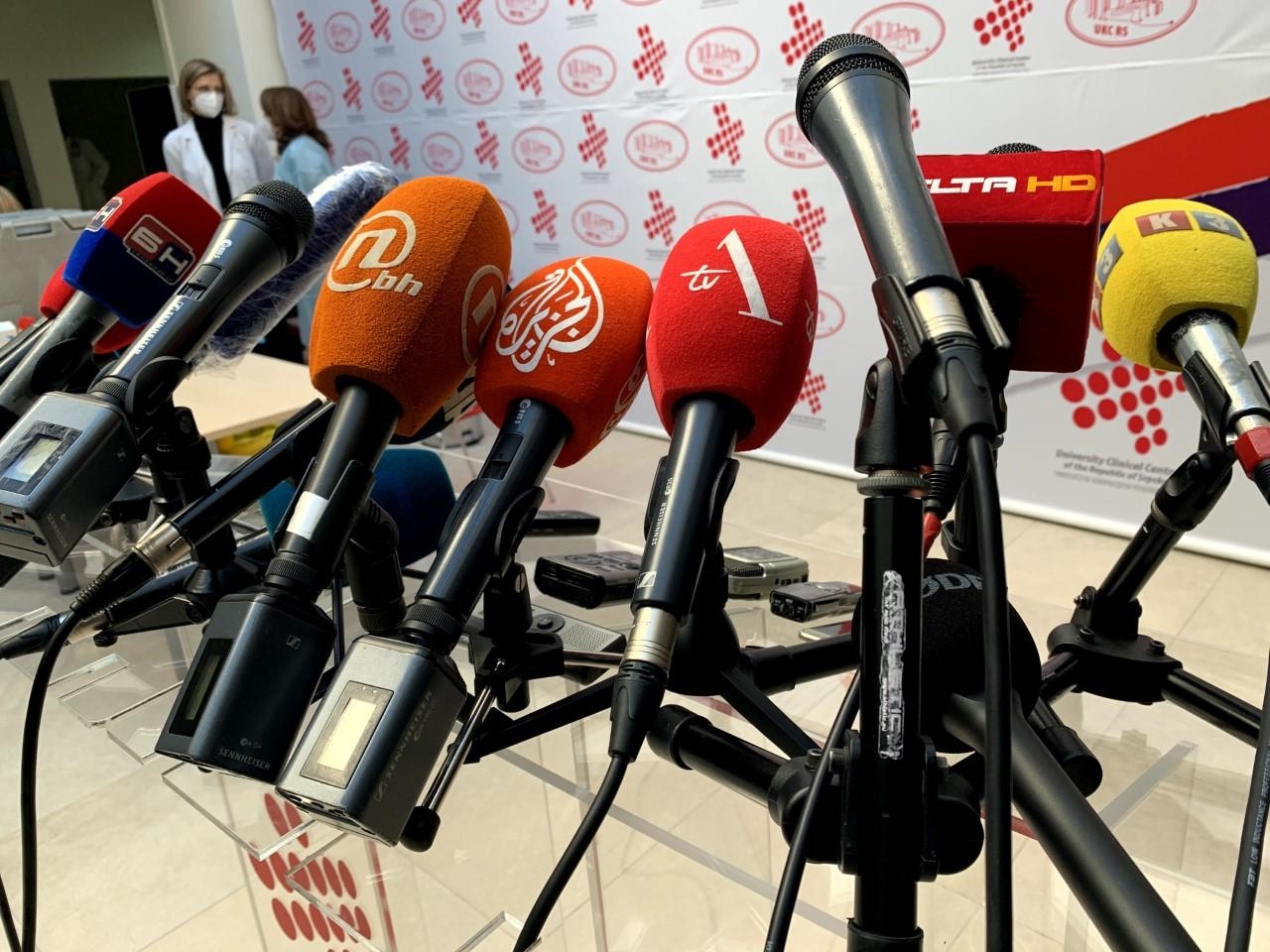 Medije muče sve jači pritisci