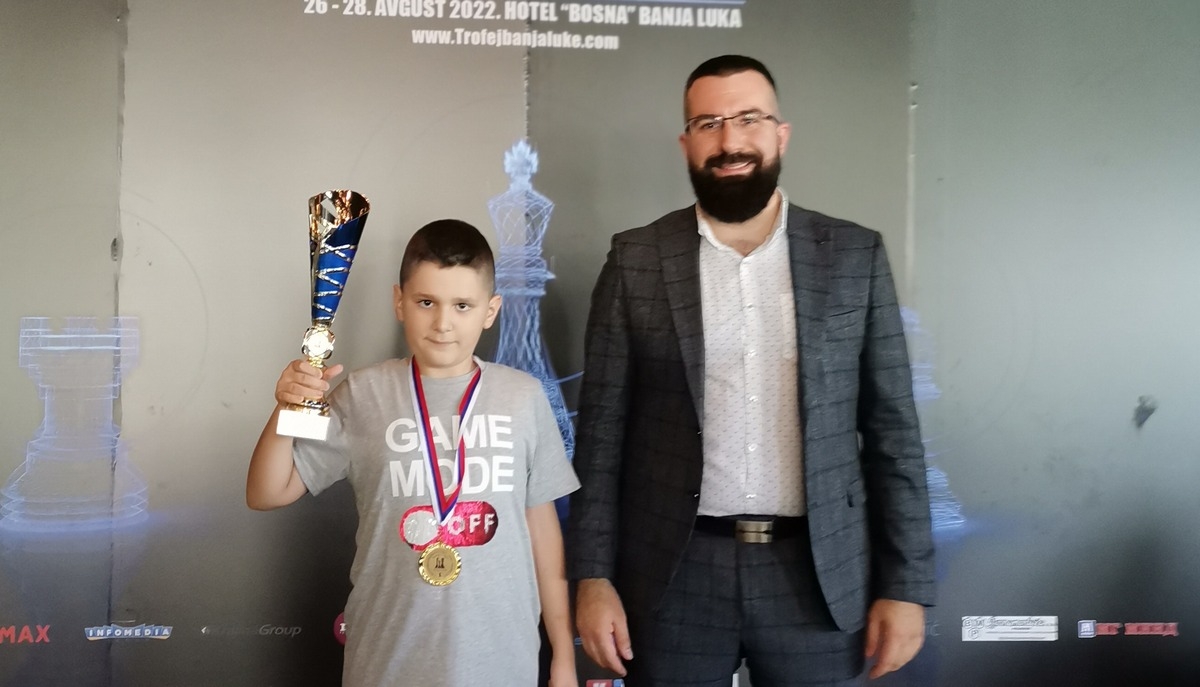 DOBOJ: Đorđe Lukić osvojio Međunarodni šahovski festival „Trofej Banjaluke 2022“