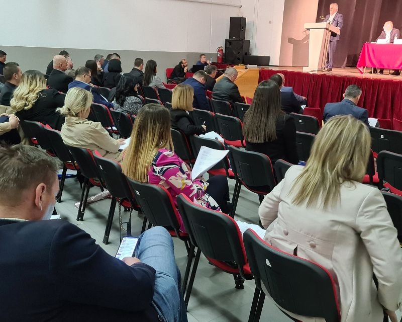 POSKUPILO I OBRENU: Rat u Ukrajini digao cijene g(l)asa, umjesto 50 plaća se po 100 KM!