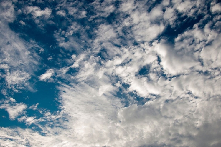 VRIJEME: Malo toplije uz sunčane intervale, popodne naoblačenje