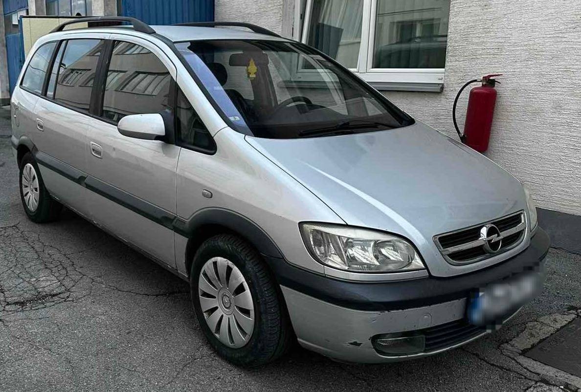 DOBOJ: Nema položeno, a krijumčari migrante. Policija oduzela automobil, otkriven i dug veći od 14.000 KM