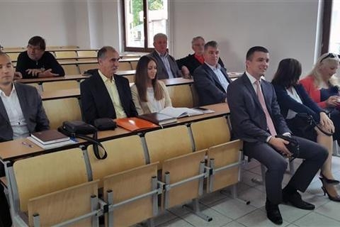 DOBOJ: Smanjena kamatna stopa za 0,7 procentnih poena