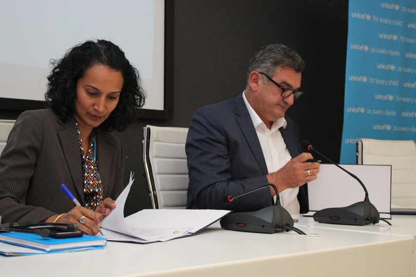 DJECA U MEDIJSKOM OKRUŽENJU: UNICEF BiH i Regulatorna agencija za komunikacije (RAK) potpisali Memorandum o zaštiti i promociji prava djeteta u BiH