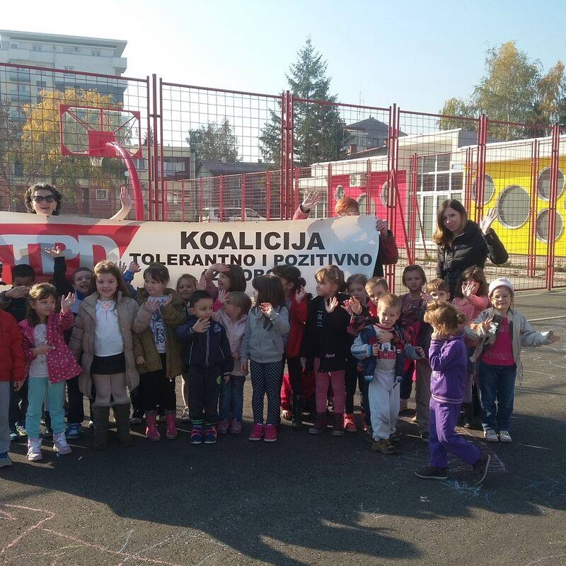 DOBOJ: Mališani obilježili "Dan tolerancije" (FOTO)