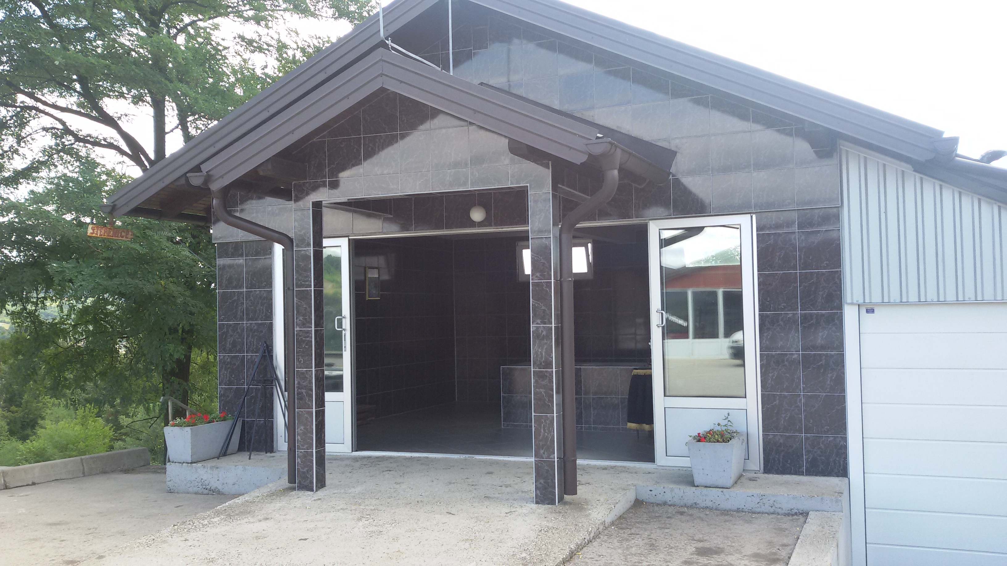 DOBOJ: Javni poziv za upravljanje grobljem Šušnjari