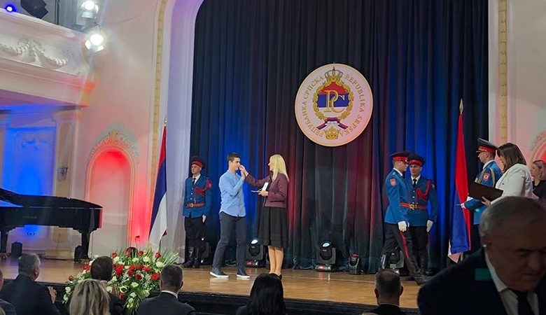 DOBOJ: Mladom teniseru Marku Maksimoviću Medalja zasluga za narod