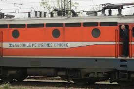 DOBOJ: Ženu udario voz na pružnom prelazu