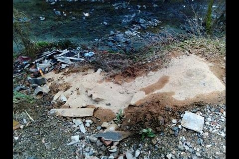 PETROVO: Na divljim deponijama 3.000 tona otpada