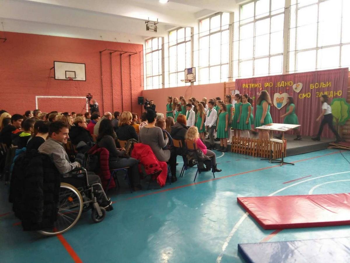 DOBOJ: Osnovne škole obilježile Svjetski dan osoba sa invaliditetom