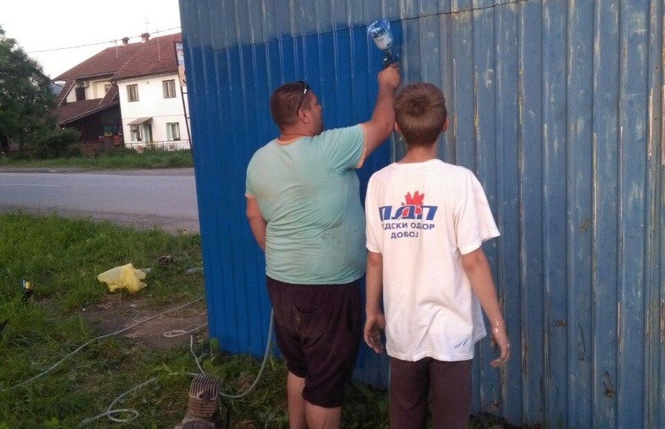 DOBOJ: U Osječanima postavili autobusko stajalište (FOTO)