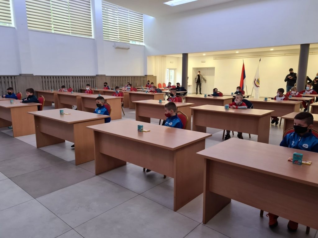 DOBOJ: Prijem za učesnike fudbalskog kampa "Crvene zvezde" u Srpskoj