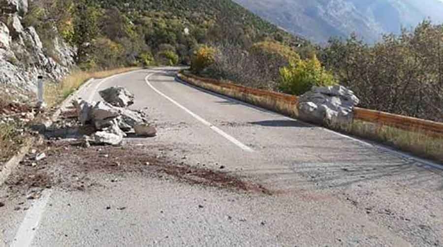 PUTEVI: Pretežno suvi kolovozi, učestali odroni