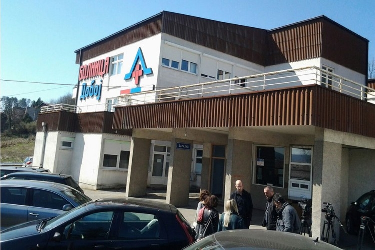 DOBOJ: U bolnici preminule dvije žene zaražene virusom korona