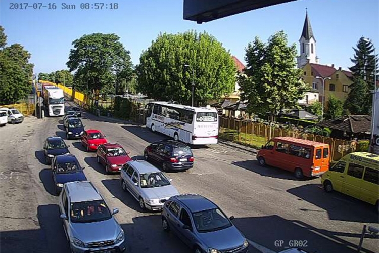 PUTEVI: Povoljni uslovi za vožnju, saobraćaj bez zastoja