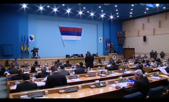 DOBOJ: Simuna Žakula i Nikola Gavrić napuštaju SDS!? (VIDEO)