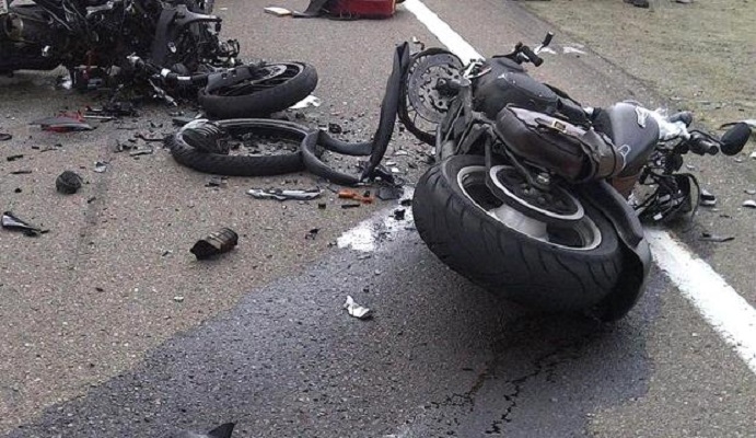 DOBOJ: Sudar "Harley Davidsona" i "Ford" automobila, vozač motocikla prevezen u bolnicu