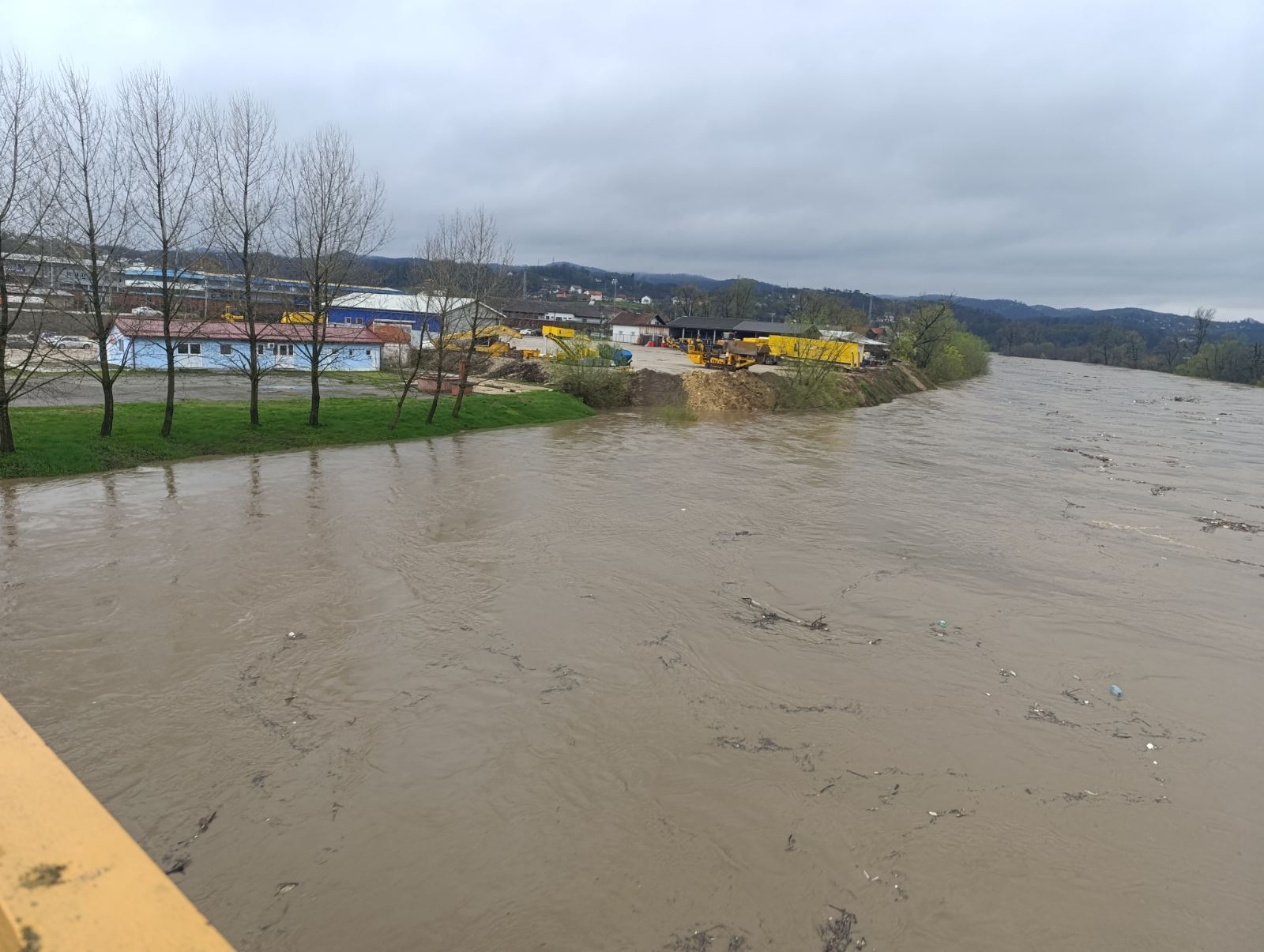 DOBOJ: Bosna za 41 centimetar ispod kote redovne odbrane od poplave