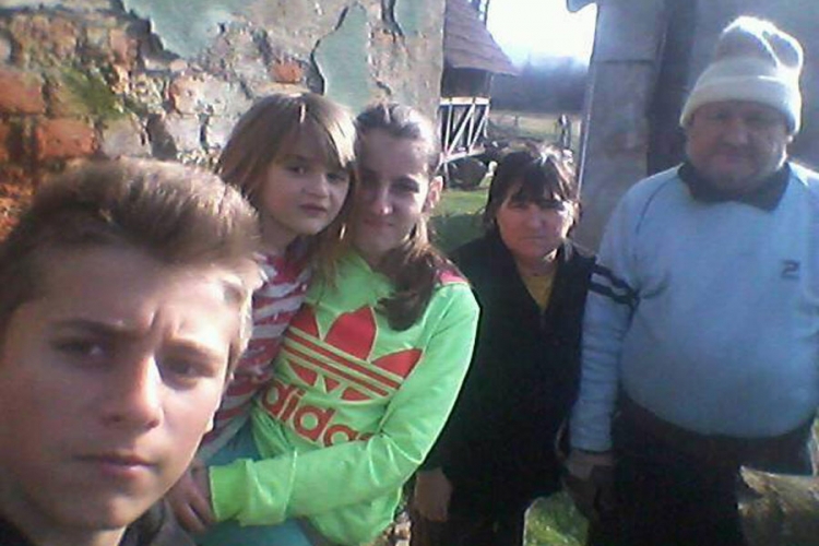 Porodici Demonjić iz Dragalovaca, kod Stanara, treba pomoć