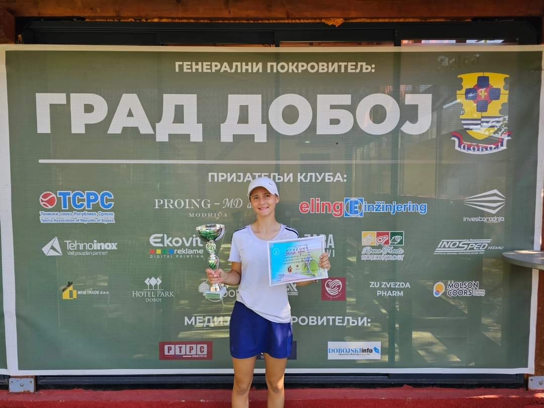 NOVA TITULA ZA KLUB ŠAMPIONA Sara Tripić briljirala na Otvorenom prvenstvu Doboja
