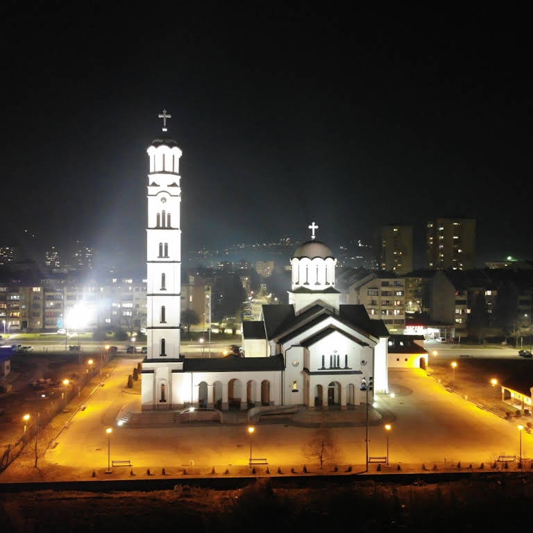 DOBOJSKI INFO NAJAVLJUJE: Proslava Krsne slave u Sabornom-spomen hramu Rođenja presvete Bogorodice