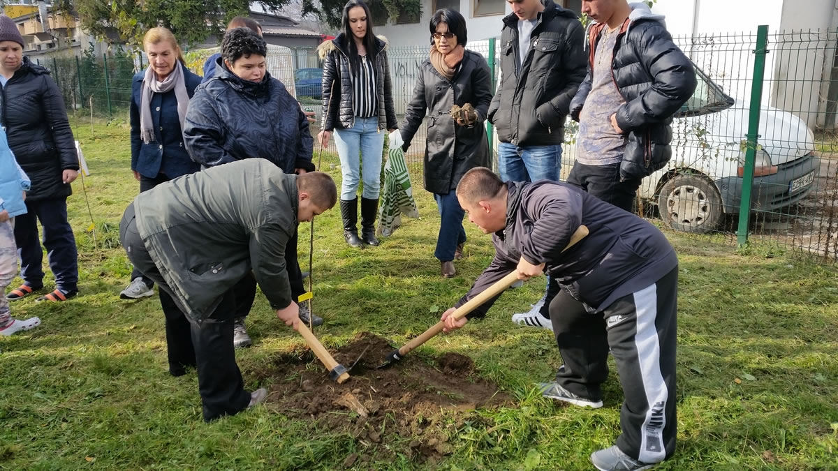 DOBOJ: Obilježen Dan srednjoškolaca (FOTO)