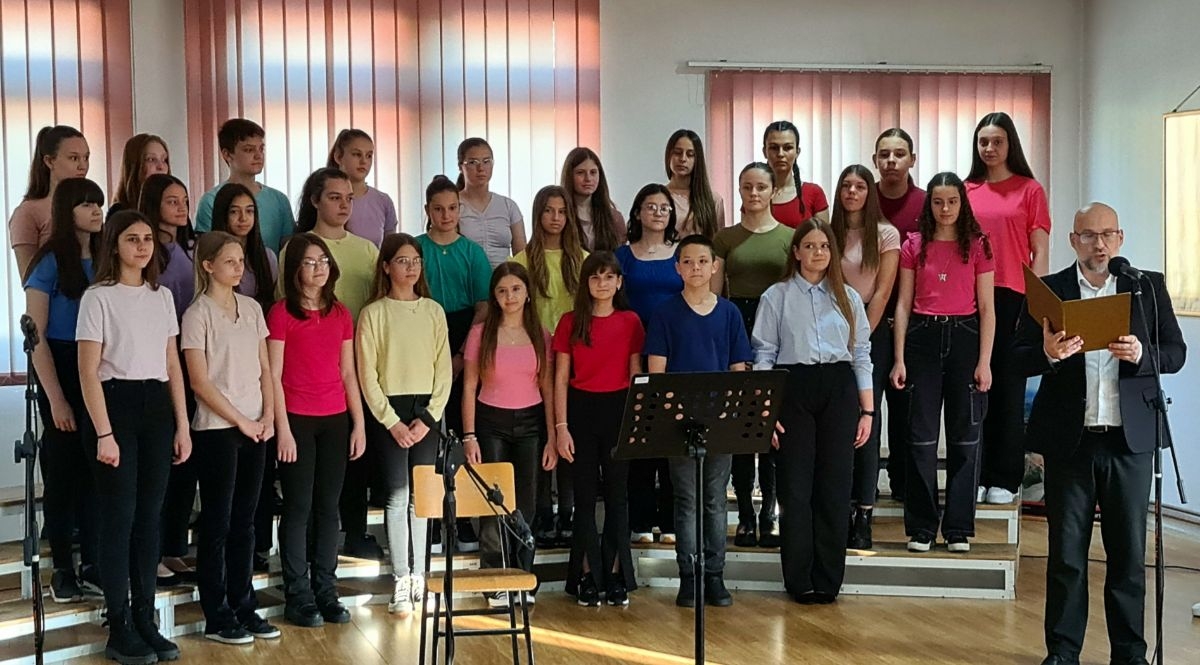 DOBOJ: Učenici Osnovne muzičke škole 'Markos Portugal' oduševili publiku na završnom godišnjem koncertu