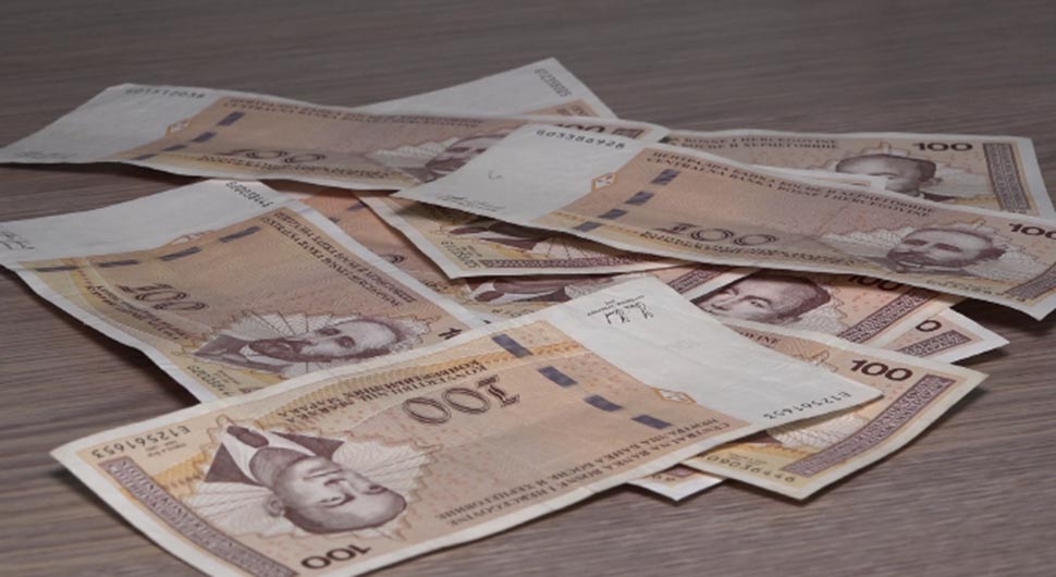 Vrijednost eura na istorijskom minimumu, pala i marka