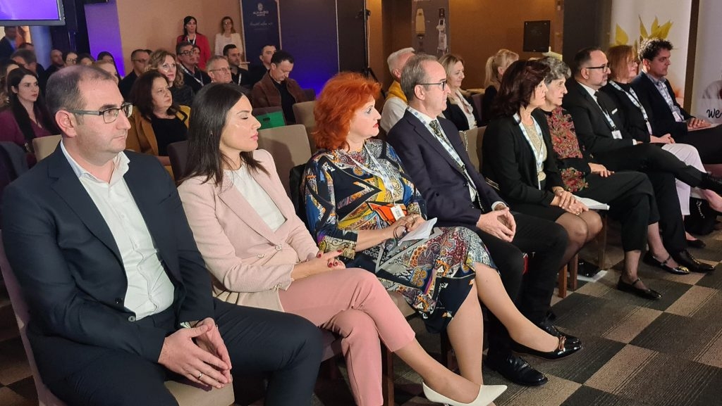 DOBOJ: Simpozijum ginekologa i opstetričara