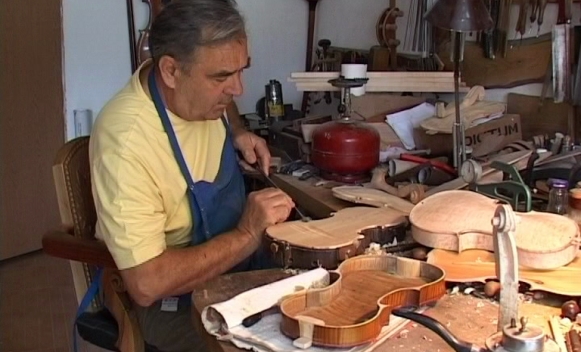 DOBOJ: Kako stvara jedini graditelj violina u BiH (VIDEO)