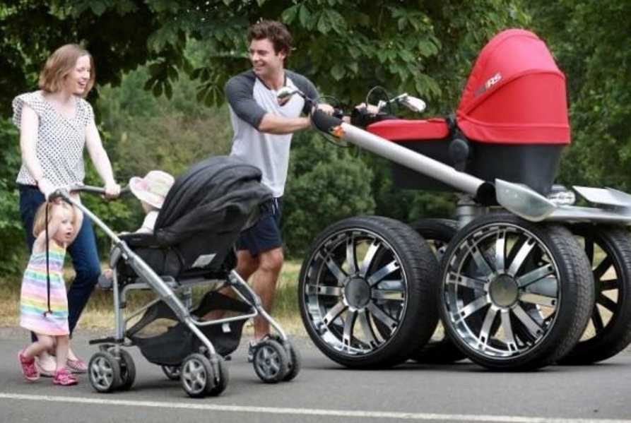 DOBOJ: Vozači se žale na roditelje koji parkiraju dječija kolica na trotoaru