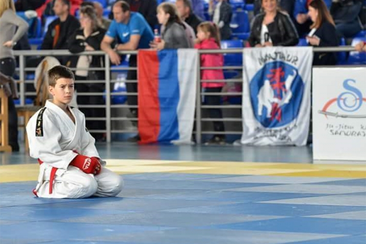 DOBOJ: Finansije koče put Marka Dušanića u Atinu