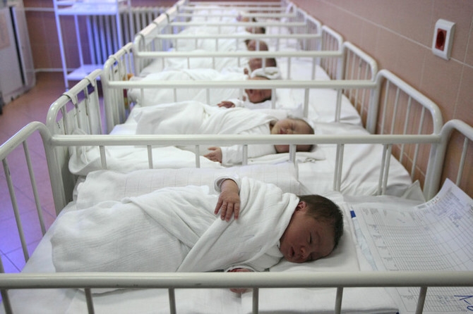 JZU BOLNICA „SVETI APOSTOL LUKA“: U dane vikenda rođeno 18 beba
