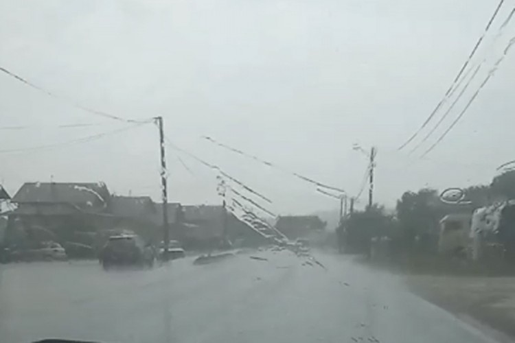 NEVRIJEME ZAHVATILO PODRUČJE DOBOJA: "Morali smo se skloniti sa puta"