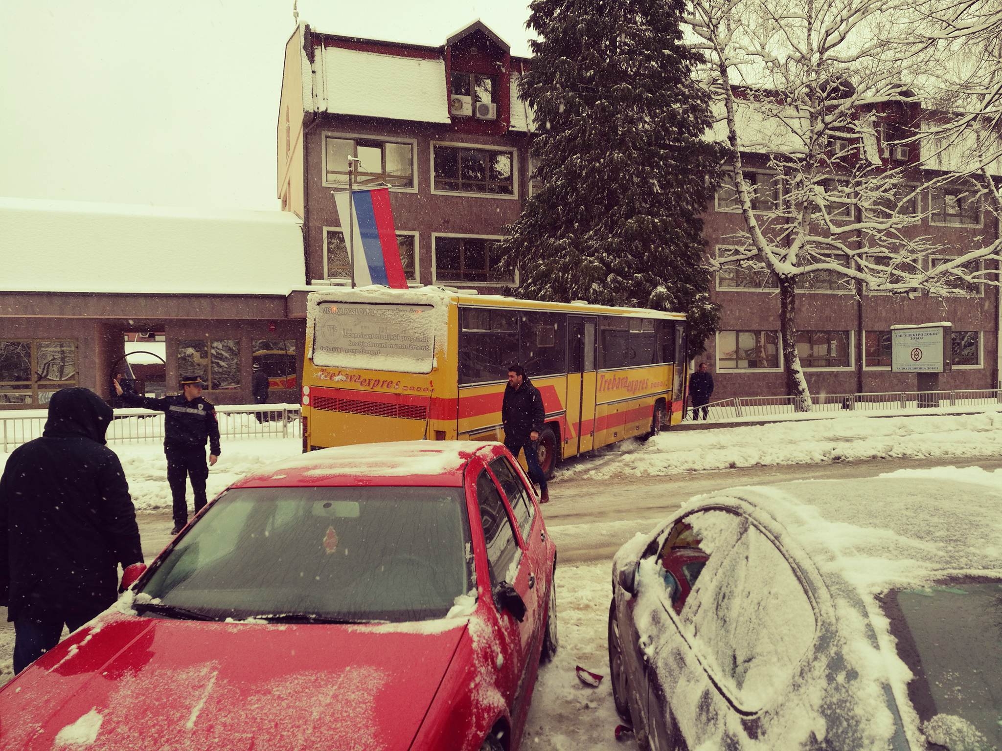 OKOM KAMERE: Lančani sudar, vozači oprez! (FOTO)