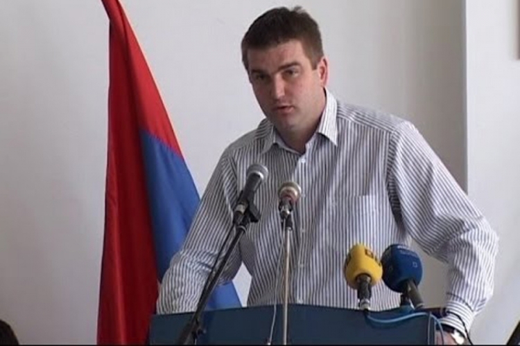 Kandidati za načelnike i gradonačelnike