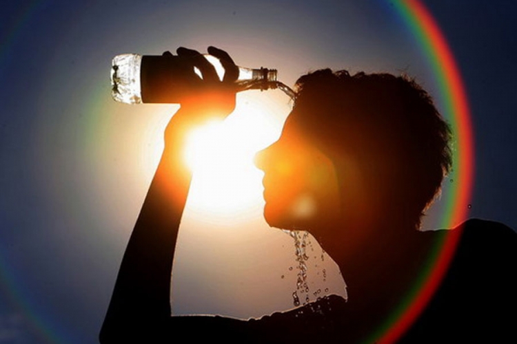 VRIJEME: I danas sunčano i vruće