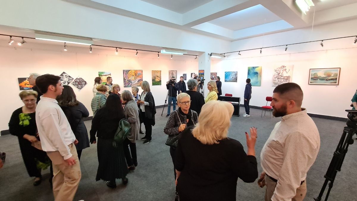 DOBOJ: Otvorena 11. Amaterska paleta grada