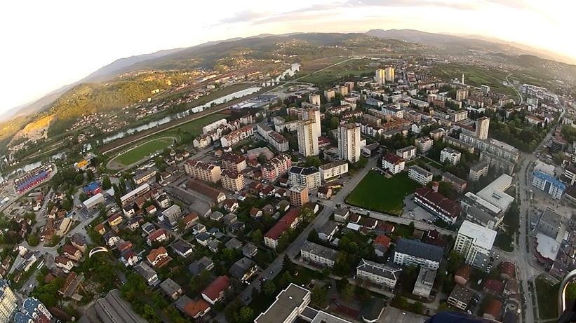 VRIJEME: Sutra promjenljivo, svježije i mjestimično sa kišom