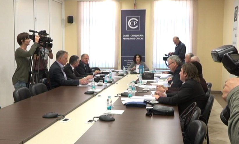 Ekonomsko-socijalni savjet RS o refundacijama