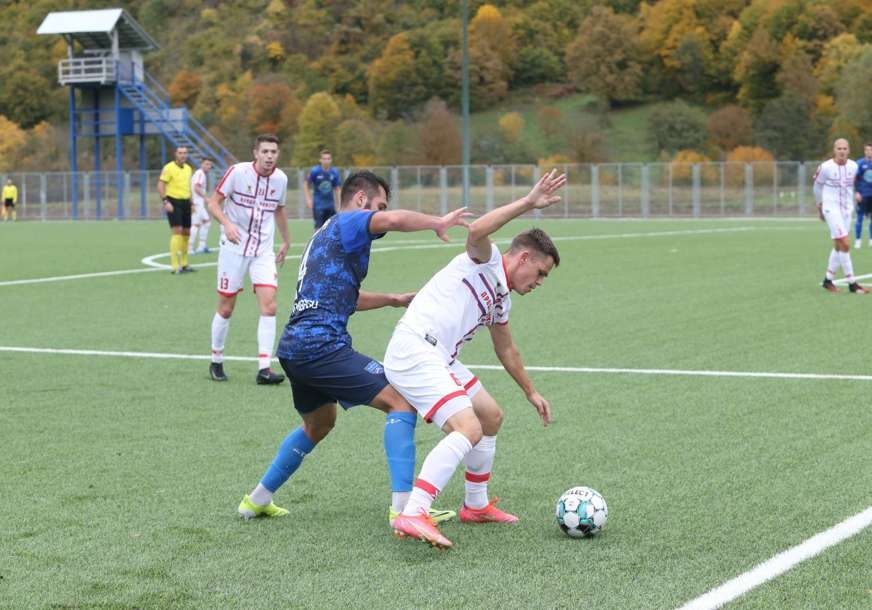 DOBOJ: Sjajan niz, Sloga ne da lidersku poziciju