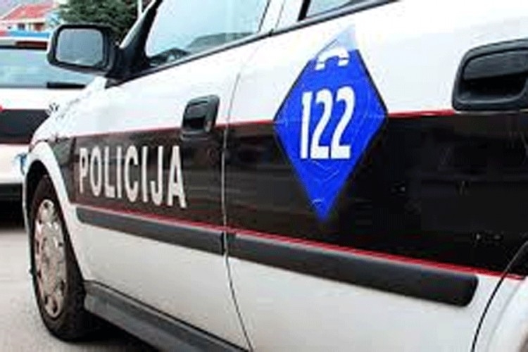 TUZLA: Jedna osoba poginula, tri povrijeđene