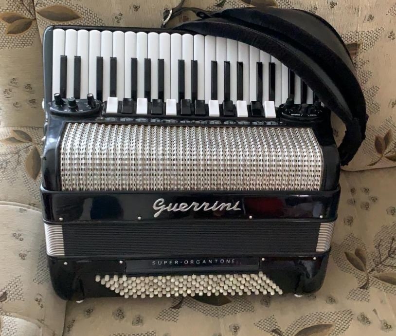 DOBOJ: Večeras dobrotvorni koncert za kupovinu harmonike mladom umjetniku