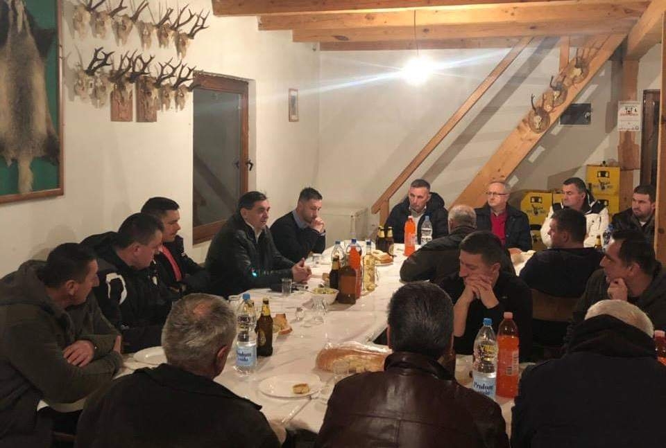 SDS DOBOJ PODNOSI KRIVIČNU PRIJAVU: “U Toplani prave spisak ljudi koji će glasati za Jerinića”